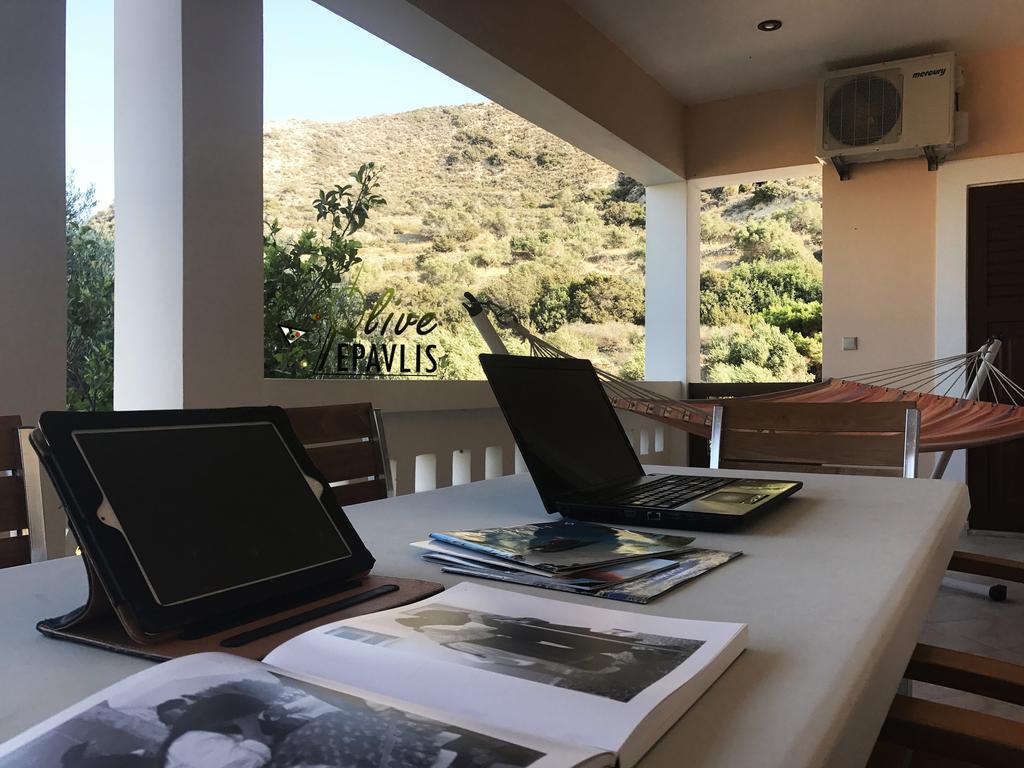 Olive Epavlis Apartment การ์ปาตอส ภายนอก รูปภาพ